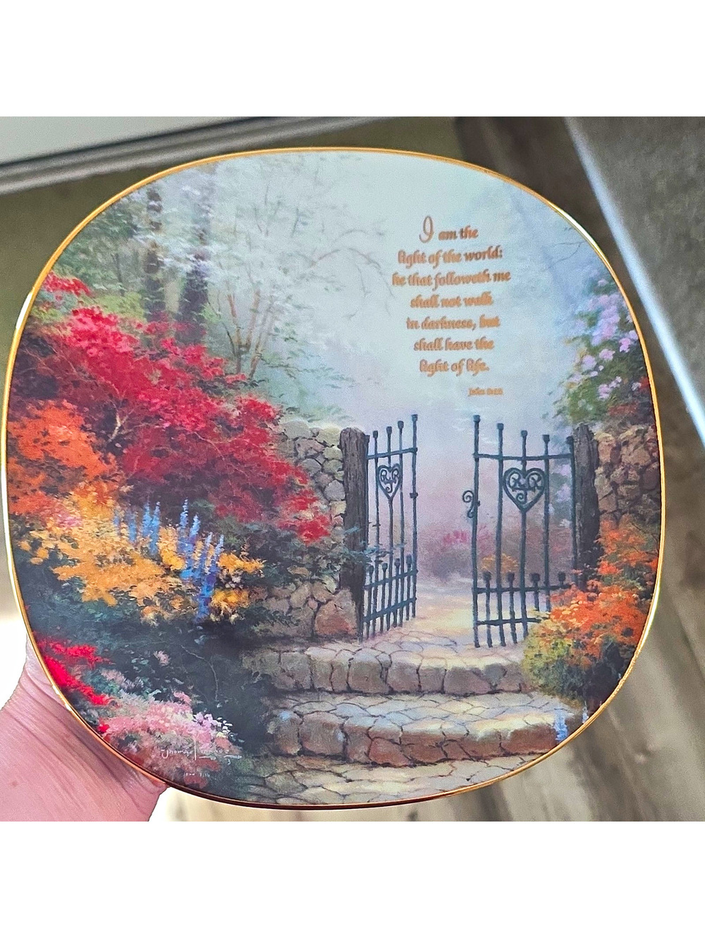 Bradford Exchange Thomas Kinkade Heaven on Earth Plates Lot 2 10493A/1018A